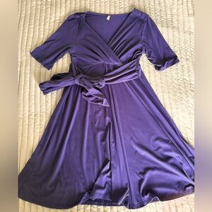 Blue maternity wrap dress size small